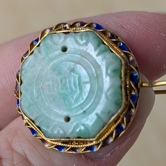 Vintage Chinese Jadeite Filigree Gilt Silver Carved Jade Enamel Dangle Earrings - Picture 3 of 10